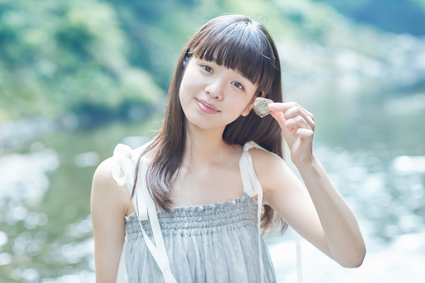 横田真悠 - 洋服編 - Scene 3 (撮影日/2016年7月6日。撮影時学年/高校二年生。撮影/樋口兼一)