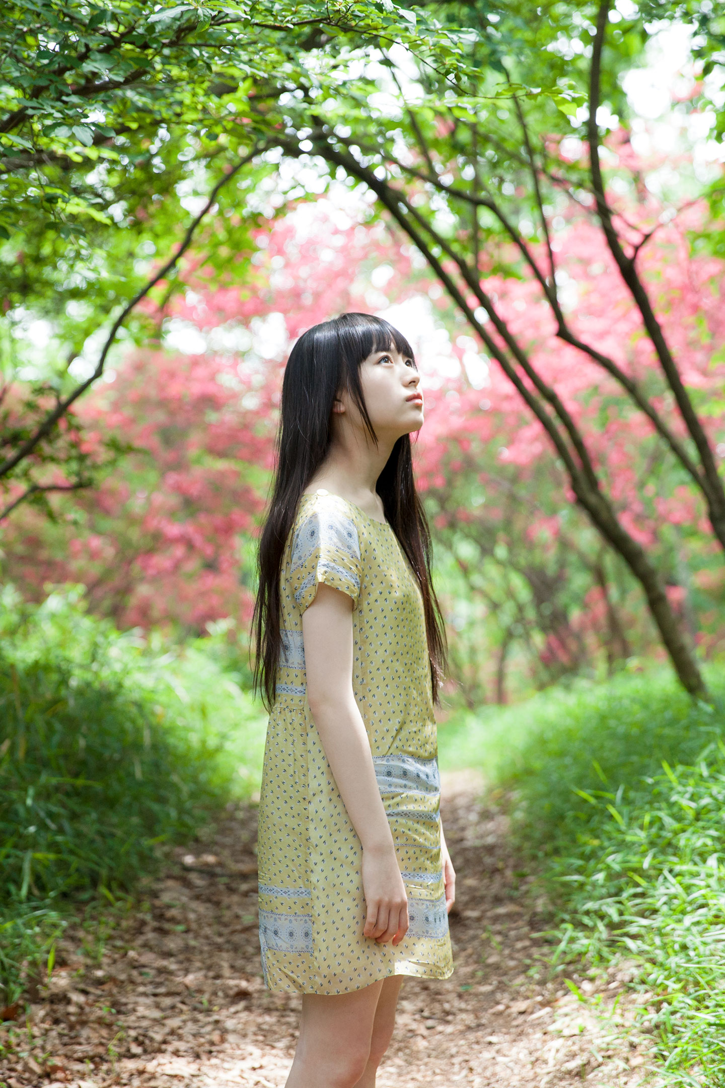 其原有沙 - 洋服編 - Scene 8 (撮影日/2017年5月16日。撮影時学年/高校一年生。撮影/安彦幸枝)