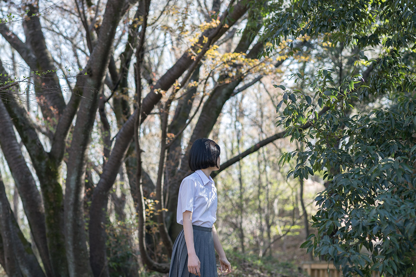 吉田美月喜 - 制服編 - Scene 10 (撮影日/2018年3月30日。撮影時学年/中学三年生。撮影/山田信男)