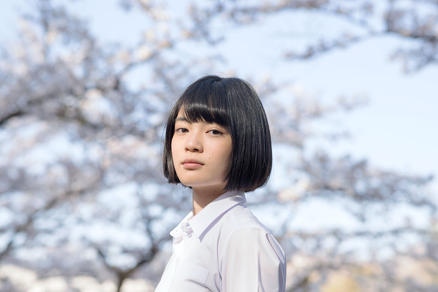 吉田美月喜 - 制服編 - Scene 9 (撮影日/2018年3月30日。撮影時学年/中学三年生。撮影/山田信男)