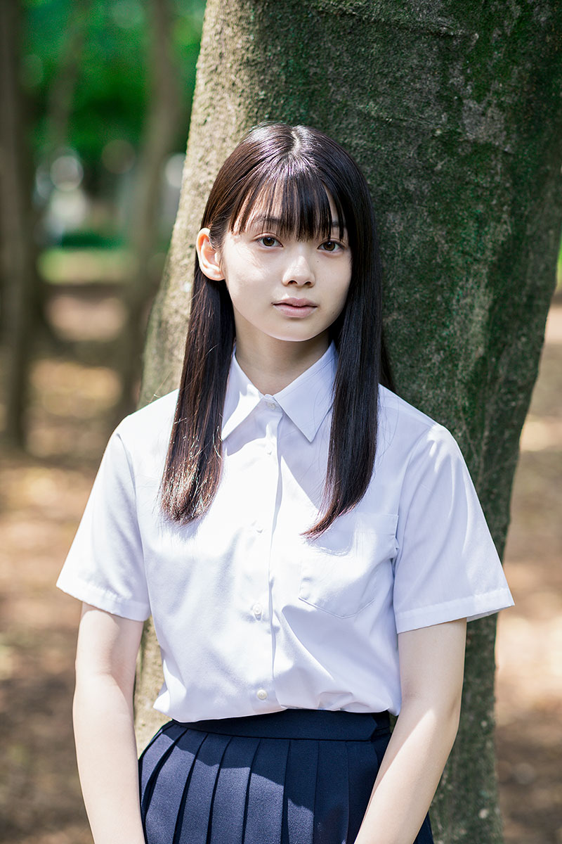 南琴奈 - 制服編 - Scene 5 (撮影日/2020年6月7日。撮影時学年/中学二年生。撮影/山田信男)