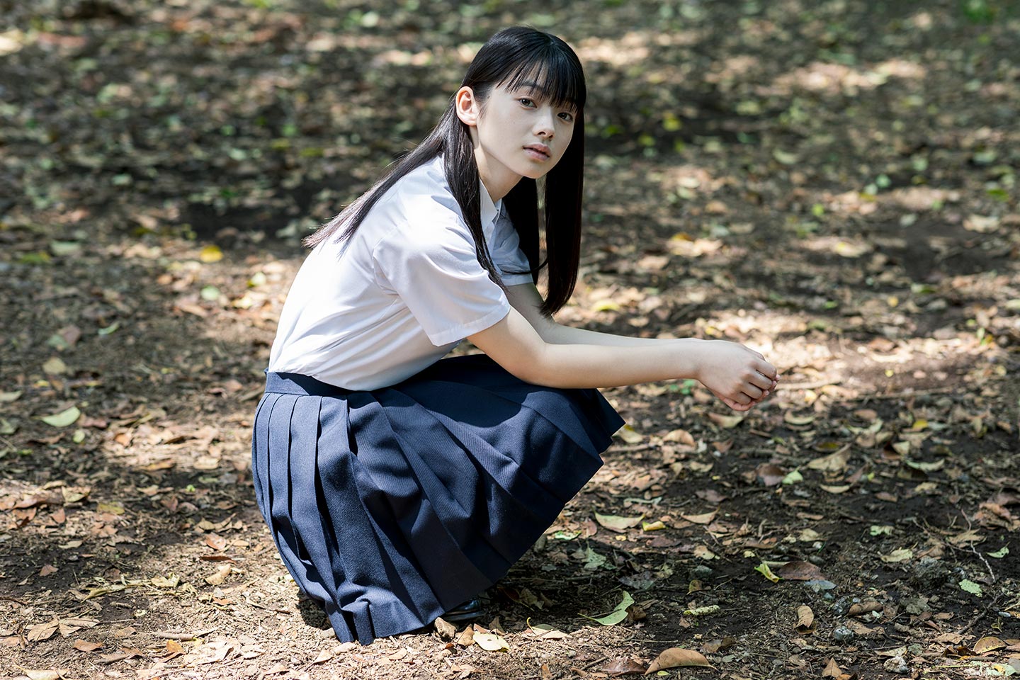 南琴奈 - 制服編 - Scene 7 (撮影日/2020年6月7日。撮影時学年/中学二年生。撮影/山田信男)