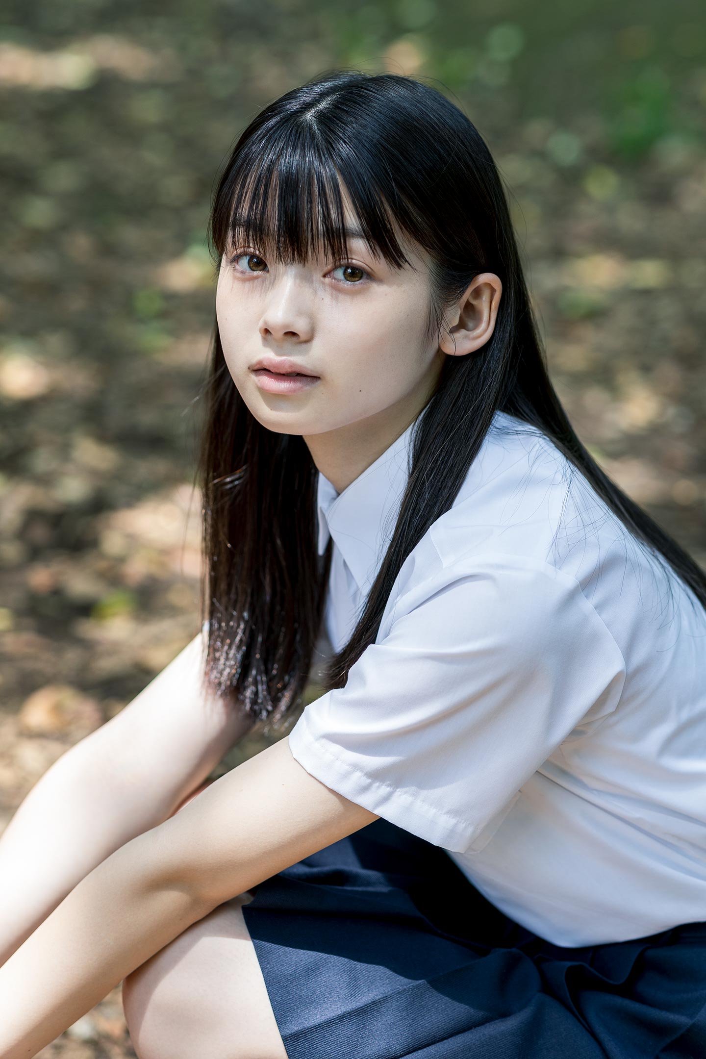 南琴奈 - 制服編 - Scene 10 (撮影日/2020年6月7日。撮影時学年/中学二年生。撮影/山田信男)