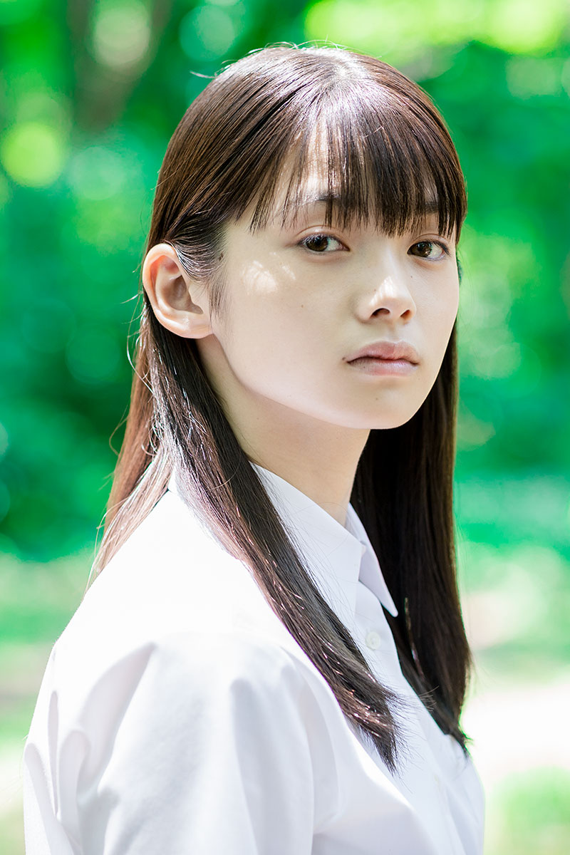 南琴奈 - 制服編 - Scene 11 (撮影日/2020年6月7日。撮影時学年/中学二年生。撮影/山田信男)