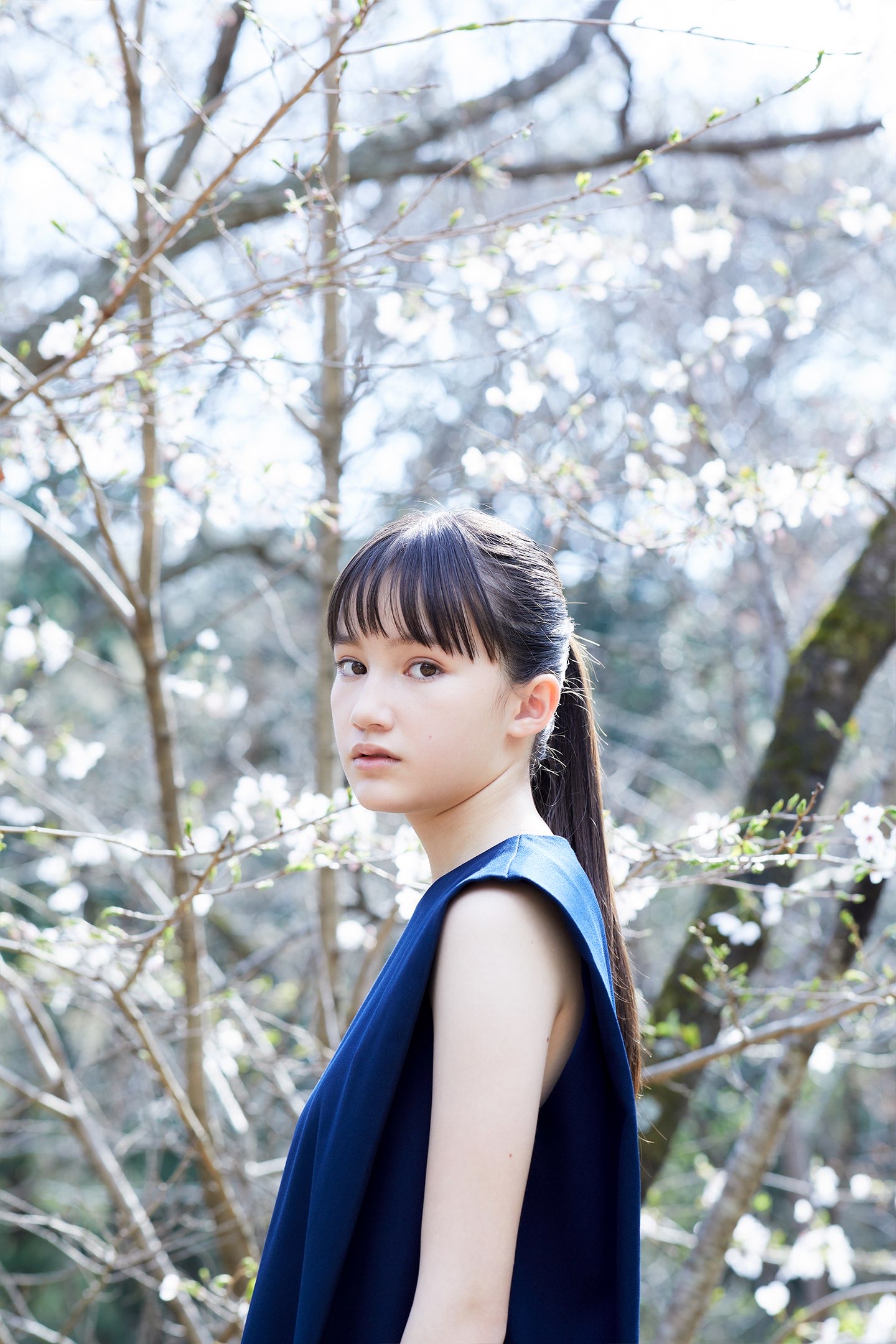 山口らいら - 洋服編 - Scene 2 (撮影日/2021年3月26日。撮影時学年/小学五年生。撮影/山田信男)