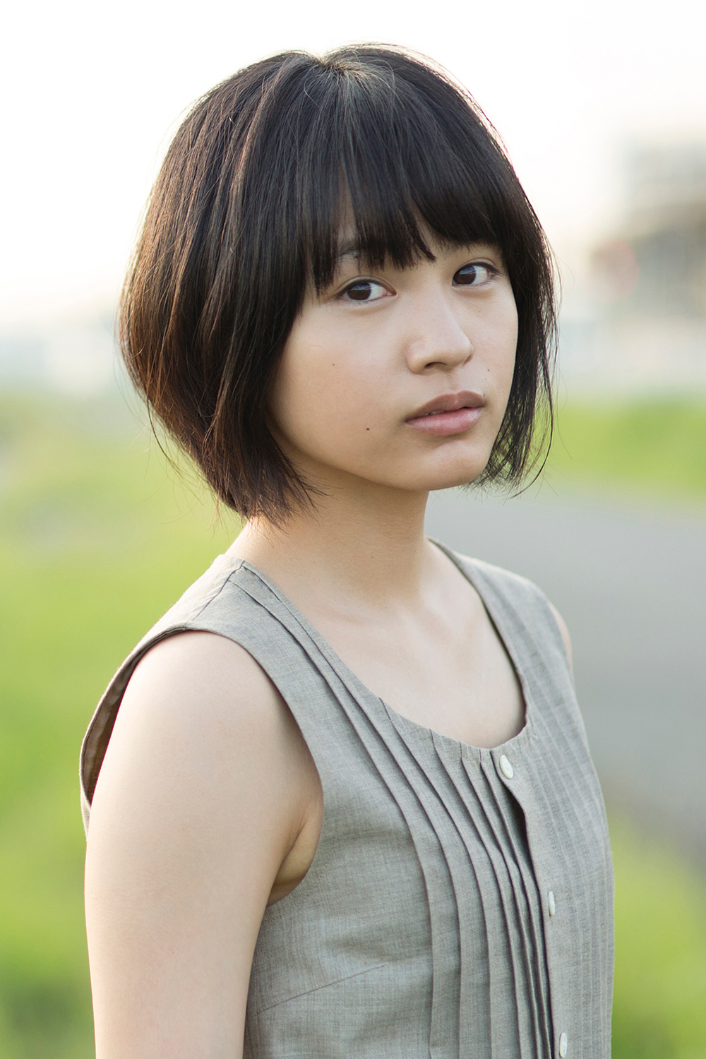大谷 凜香 - 洋服編 - Scene 7 (撮影日/2015年9月19日。撮影時学年/高校一年生。撮影/サトウノブタカ)