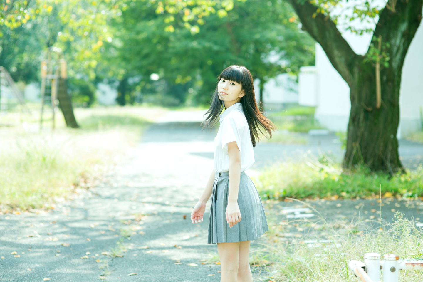 平 蓮奈 - 制服編 - Scene 9 (撮影日/2015年10月12日。撮影時学年/中学三年生。撮影/サトウノブタカ)