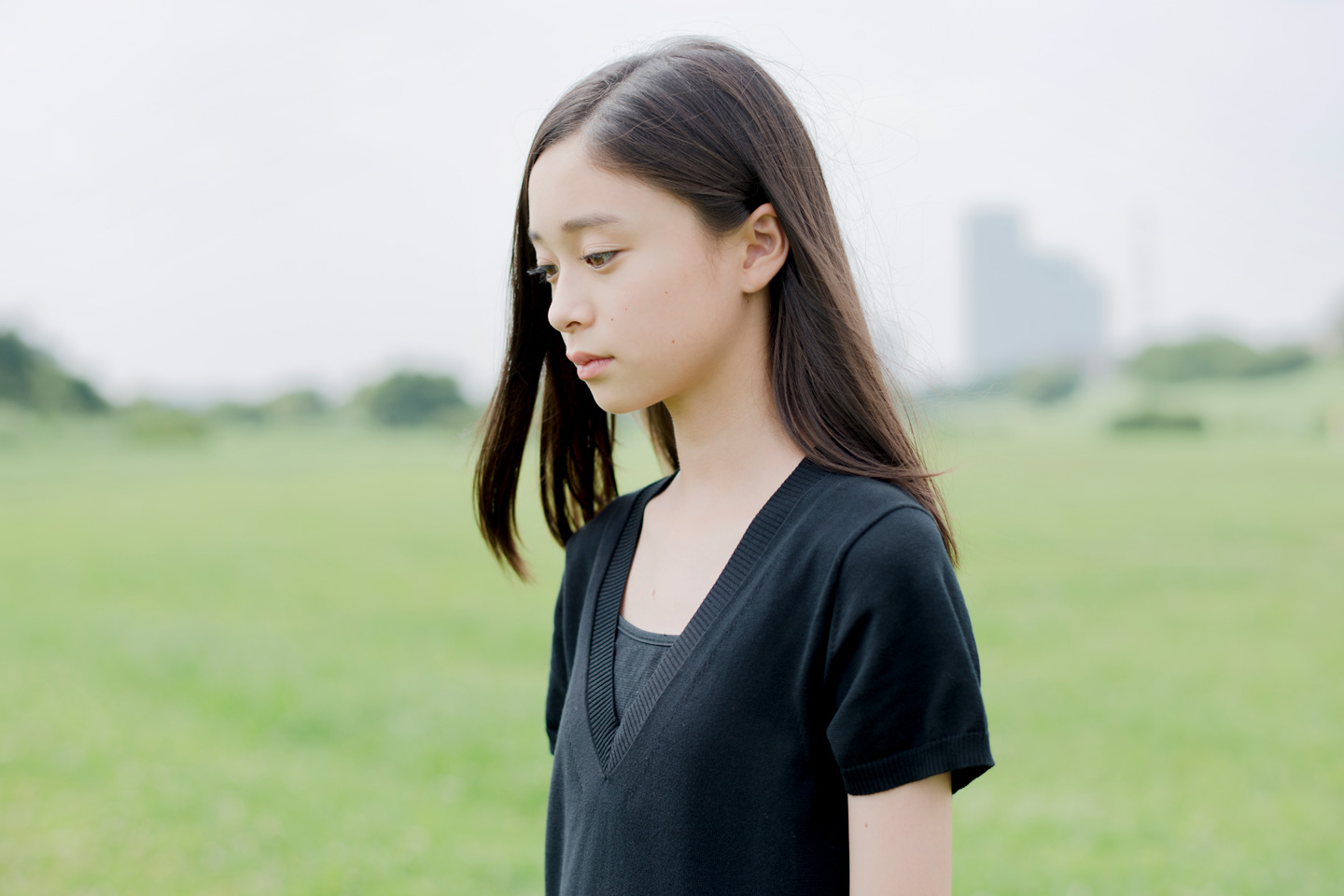 田鍋梨々花 - 洋服編 - Scene 1 (撮影日/2016年7月12日。撮影時学年/中学一年生。撮影/大和田良)
