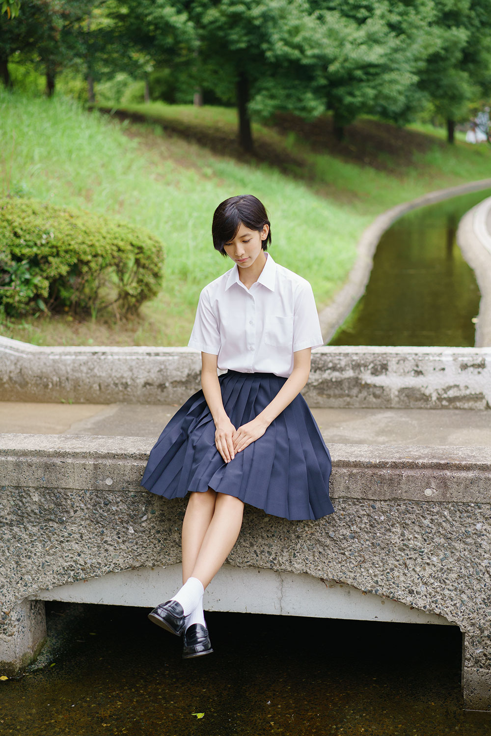 小貫莉奈 - 制服編 - Scene 5 (撮影日/2017年8月22日。撮影時学年/高校一年生。撮影/須田卓馬)
