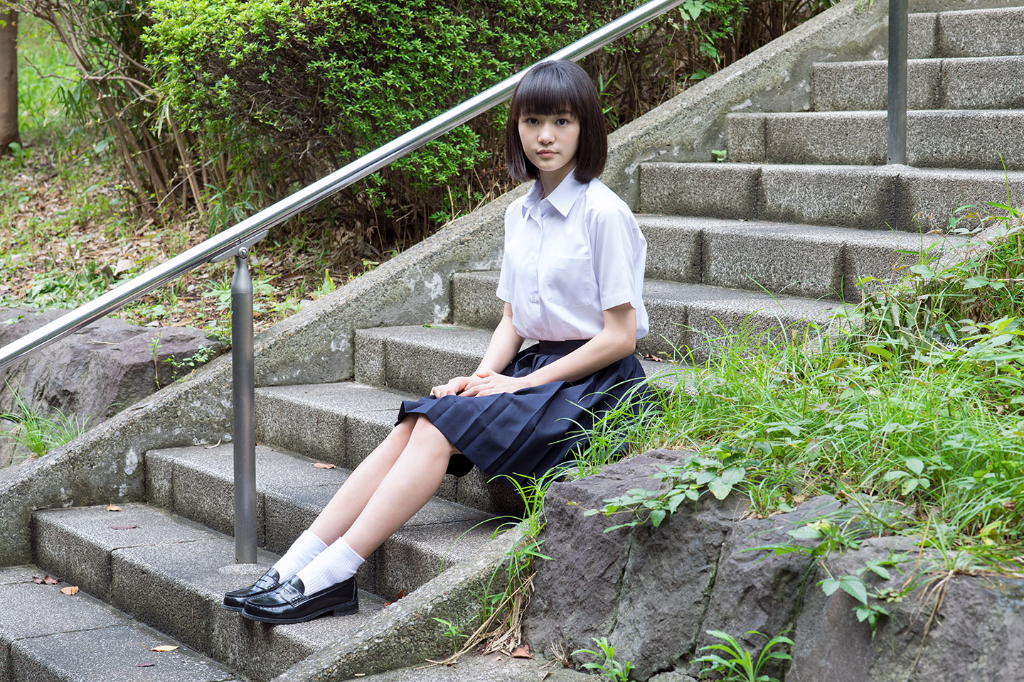 武野汐那 - 制服編 - Scene 9 (撮影日/2018年9月24日。撮影時学年/中学二年生。撮影/山田信男)