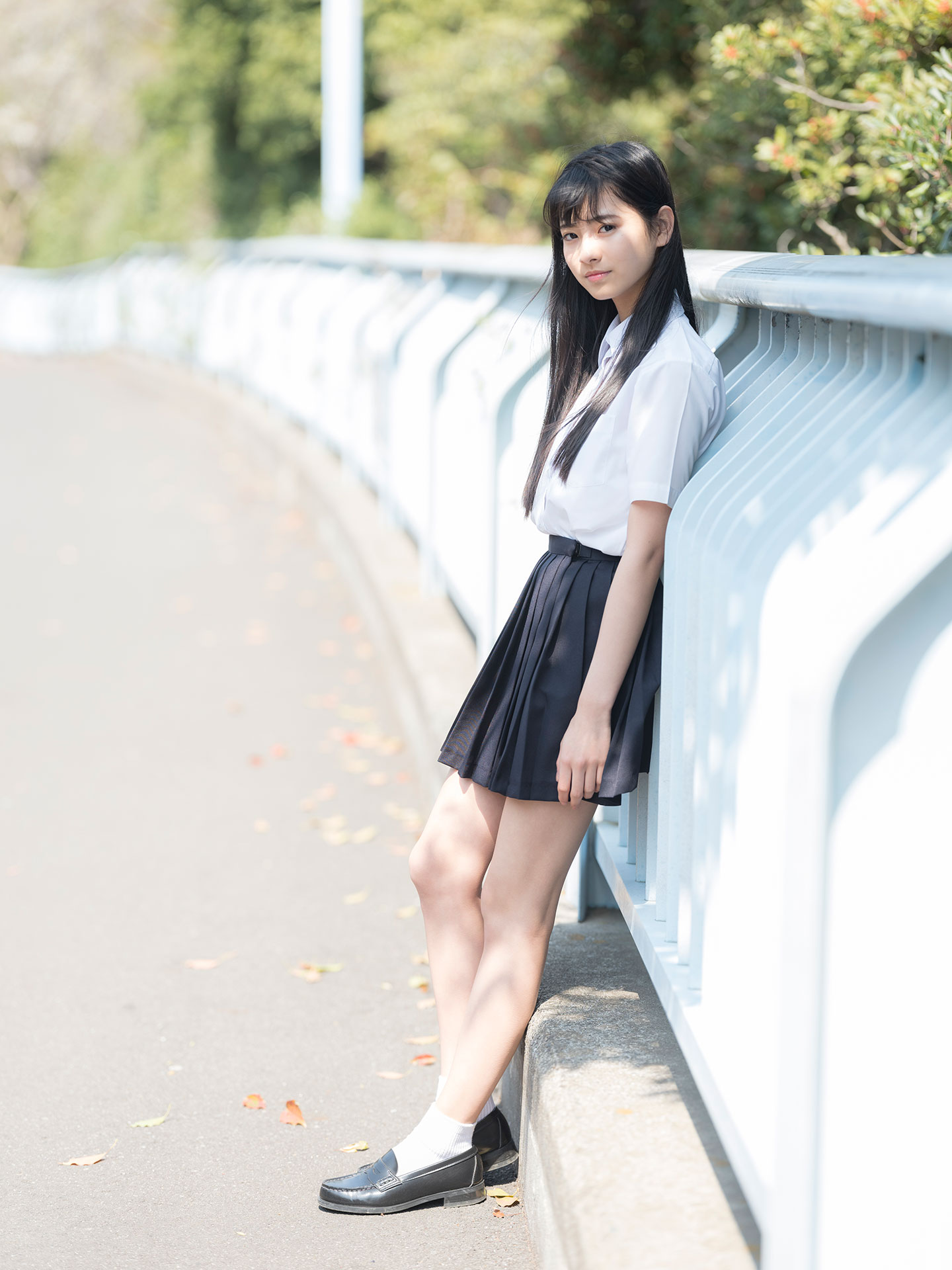 田中杏奈 - 制服編 - Scene 6 (撮影日/2019年3月27日。撮影時学年/中学一年生。撮影/サトウノブタカ)