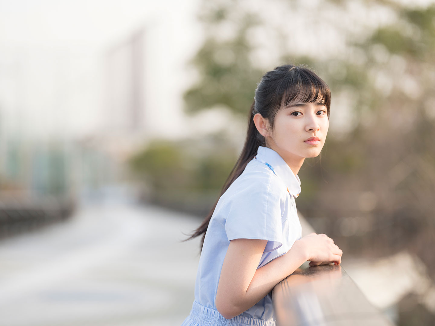 田中杏奈 - 洋服編 - Scene 12 (撮影日/2019年3月27日。撮影時学年/中学一年生。撮影/サトウノブタカ)