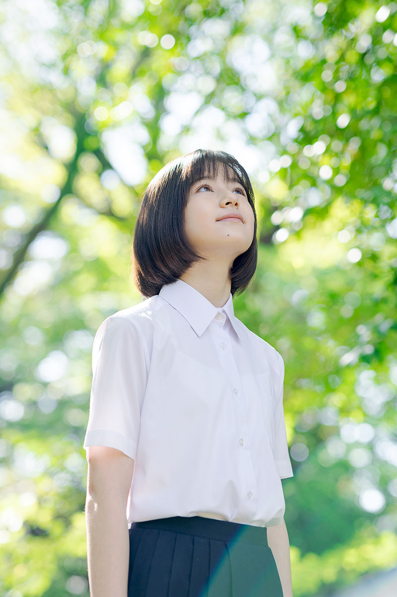 瀬戸琴楓 - 制服編 - Scene 2 (撮影日/2019年10月30日。撮影時学年/中学二年生。撮影/山田信男)