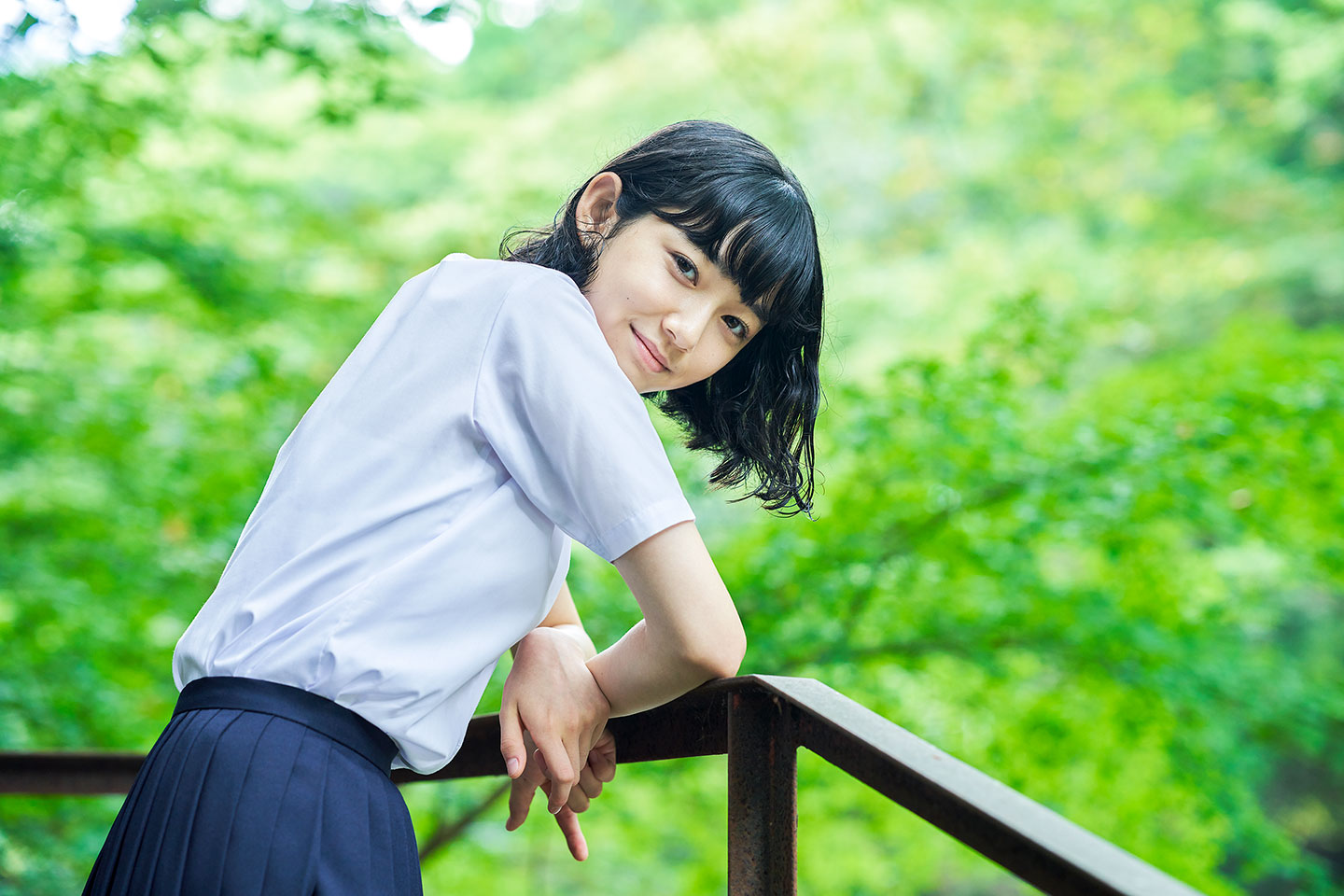 小宮山莉渚 - 制服編 - Scene 15 (撮影日/2020年9月18日。撮影時学年/中学三年生。撮影/山田信男)