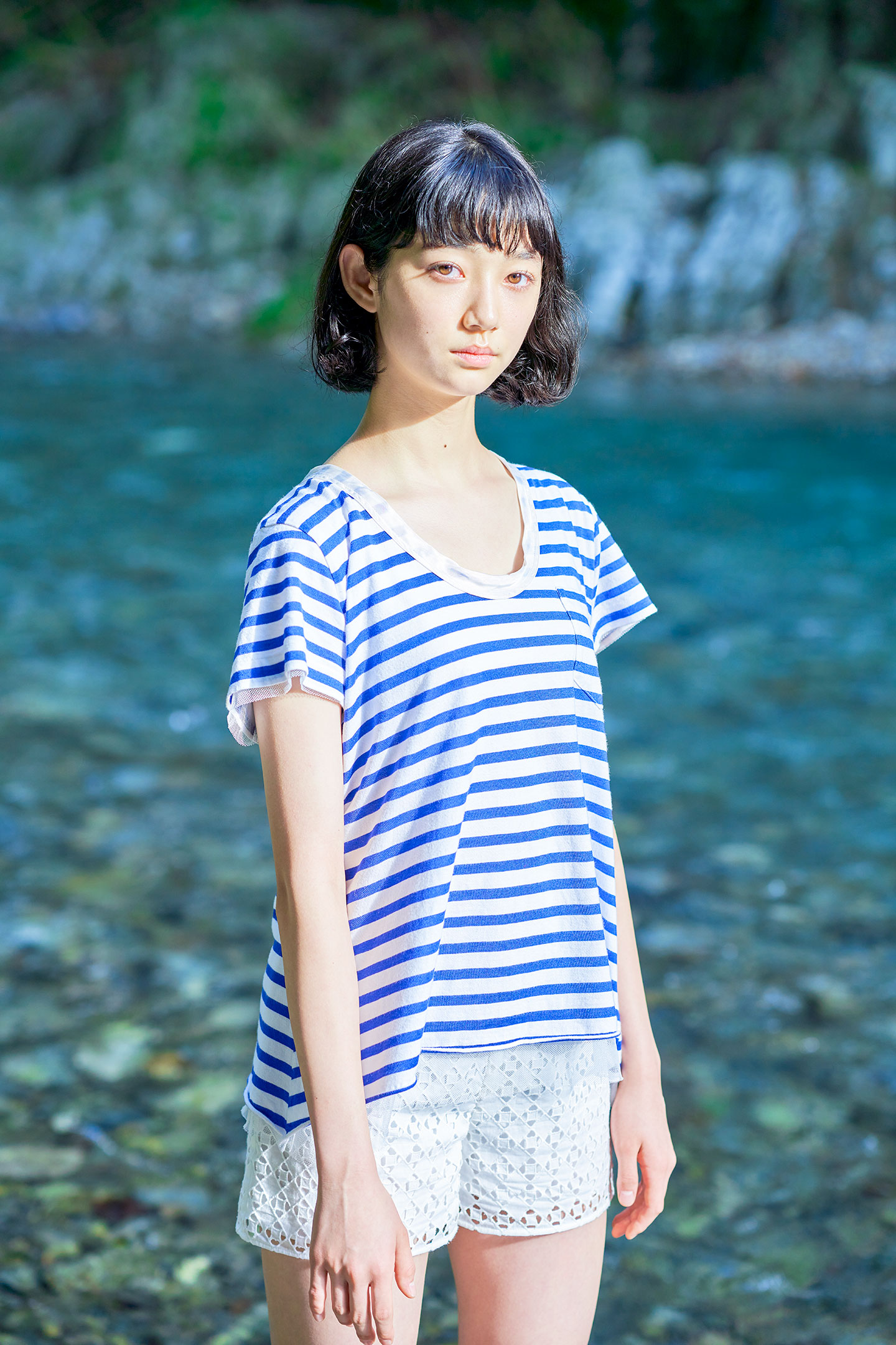 小宮山莉渚 - 制服編 - Scene 11 (撮影日/2020年9月18日。撮影時学年/中学三年生。撮影/山田信男)