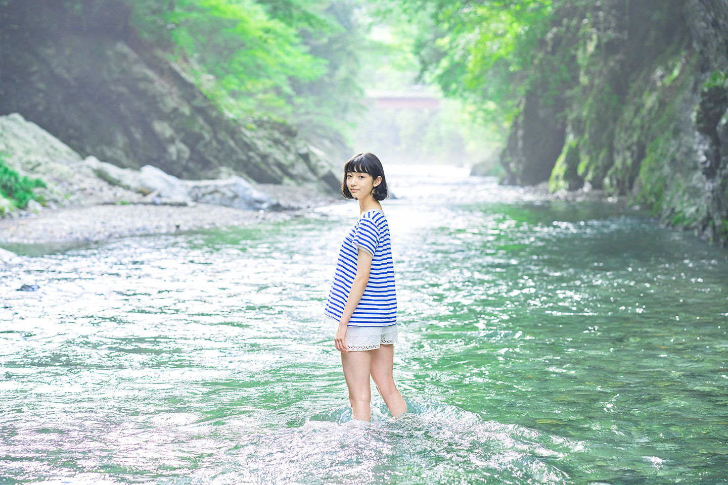 小宮山莉渚 - 制服編 - Scene 3 (撮影日/2020年9月18日。撮影時学年/中学三年生。撮影/山田信男)